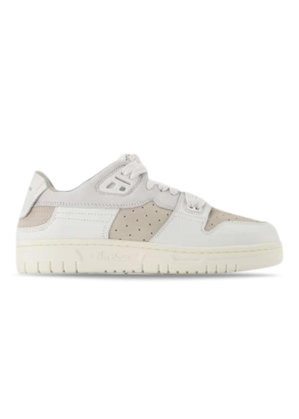 Acne Studios' 08STHLM Low Mix W - Multi White. Køb sneakers her.