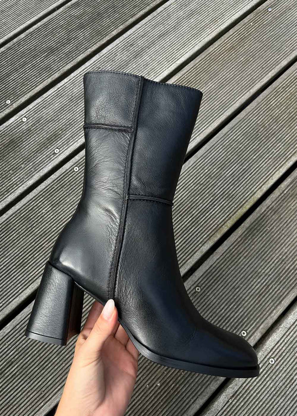 A7632 Black calf - Black Calf-Boots-Billi Bi-Butler Loftet