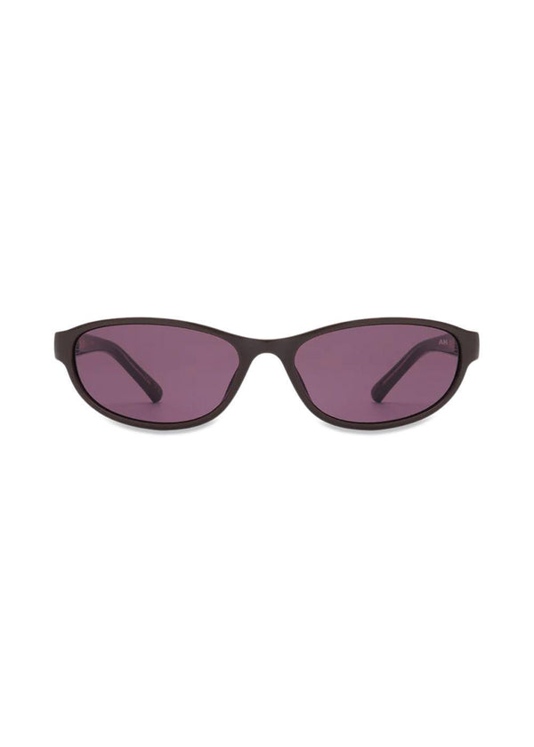 Alexa - Chocolate-Sunglasses-A. Kjærbede-Butler Loftet