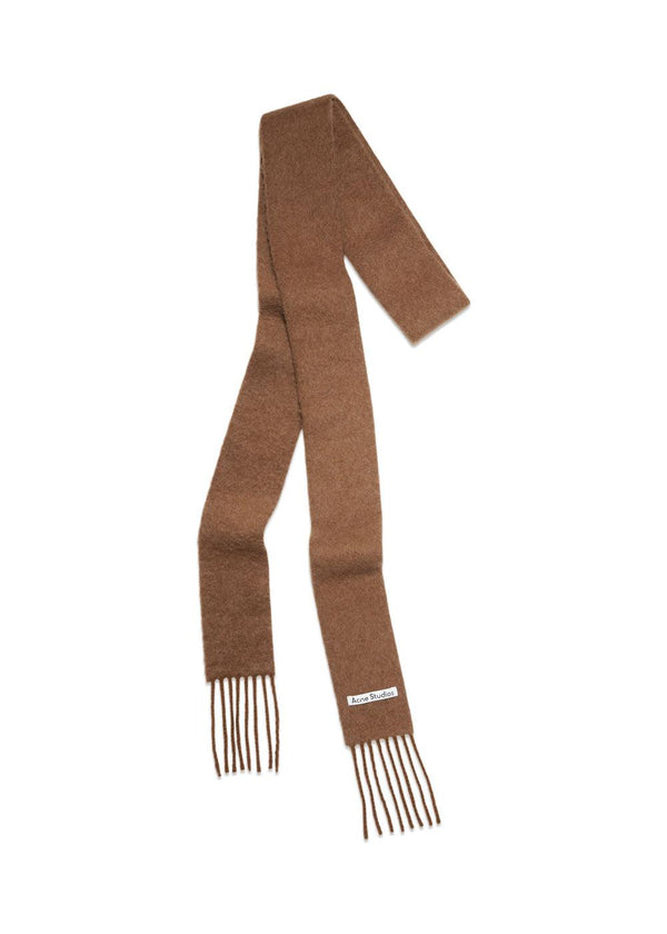 Acne Studios' FN-UX-SCAR000330 - Almond Brown. Køb scarf her.