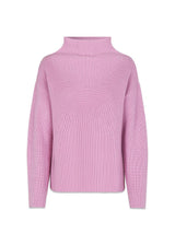 Modströms GalenMD t-neck - Pastel Lavender. Buy women's suits here.