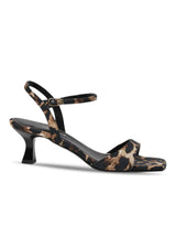 Helma - Leo Satin-Shoes-Pavement-Butler Loftet