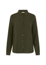 Modströms OssaMD shirt - Deep Pine. Køb shirts her.