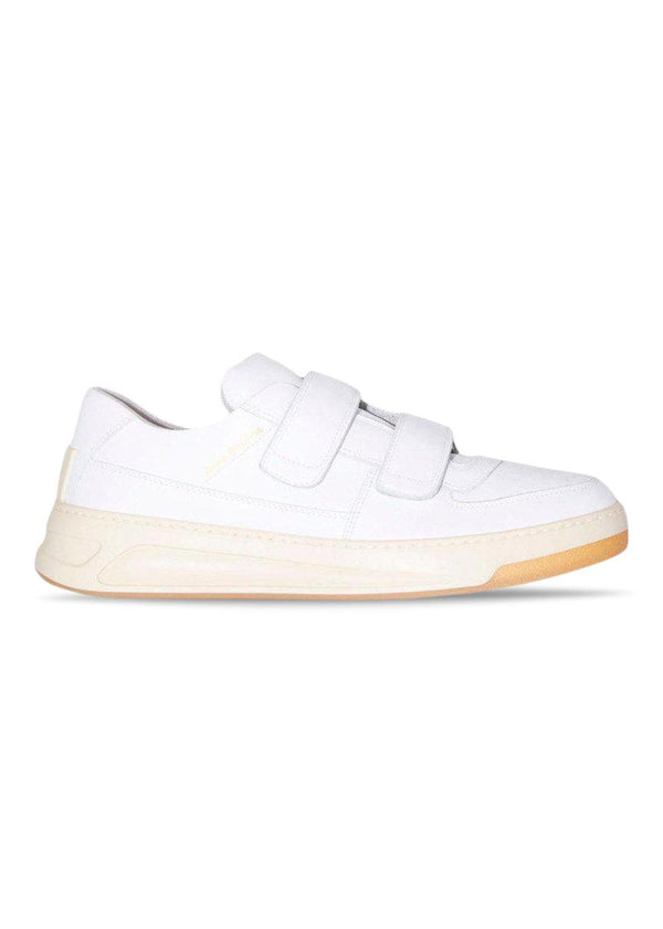 Acne Studios' Steffey - White - Sneakers. Køb sneakers her.