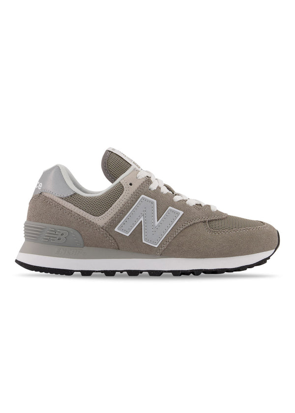 New Balances WL574EVG - Grey. Køb sneakers her.