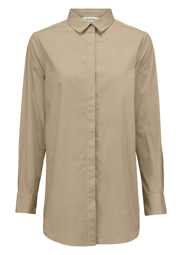 Modströms Arthur shirt - Powder Sand. Køb shirts her.