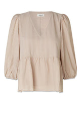 Modströms AshaMD top - Summer Sand. Buy tops here.