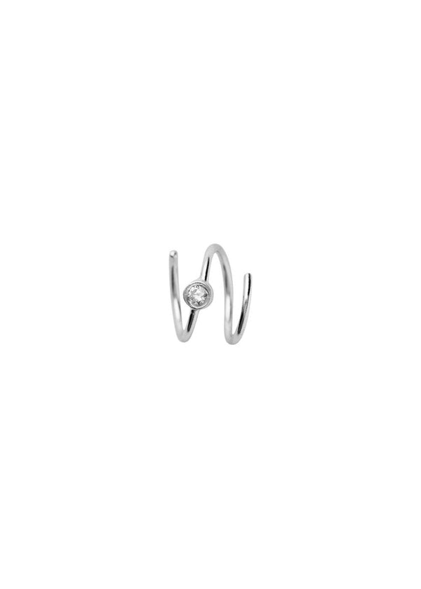Stine A's Big Dot Curl Earring Left Silv - Silver. Køb øreringe her.