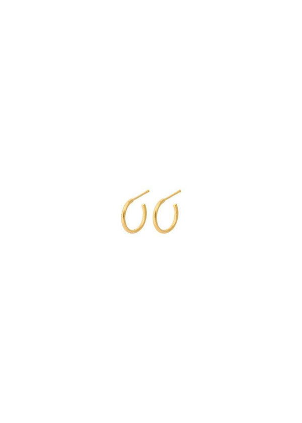 Pernille Corydons Delta Hoops size 9 mm - Gold. Køb øreringe her.