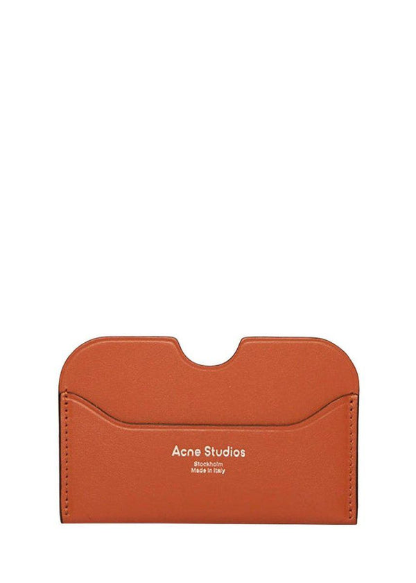 Acne Studios' FN-UX-SLGS000103 - Almond Brown. Køb punge her.