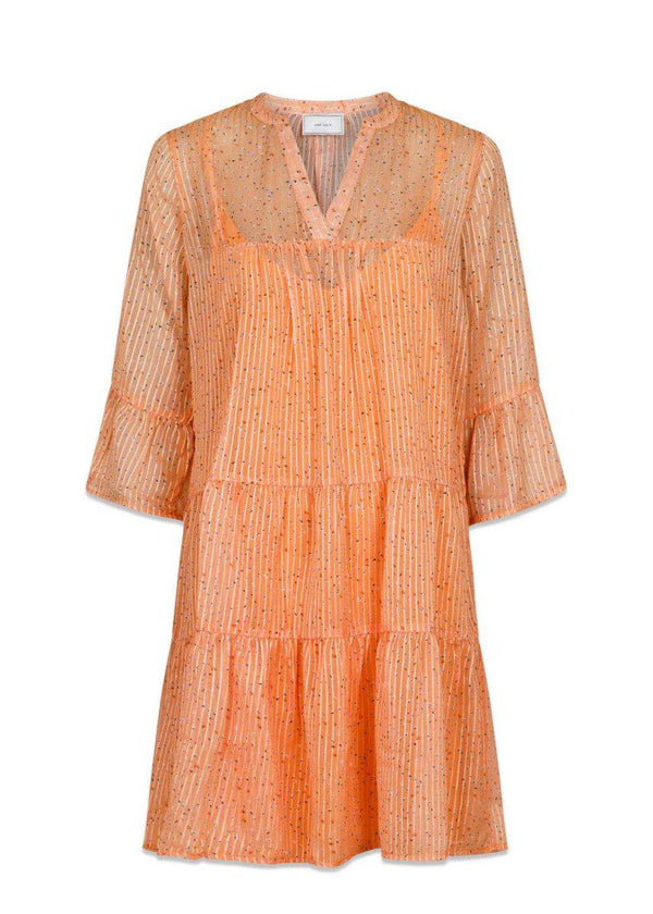 Neo Noirs Gunvor Sparkle Dress - Tangerine. Køb kjoler her.