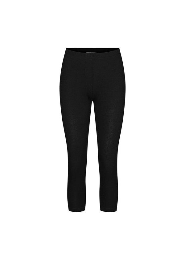 Modströms Kendis Short - Black. Buy trousers here.