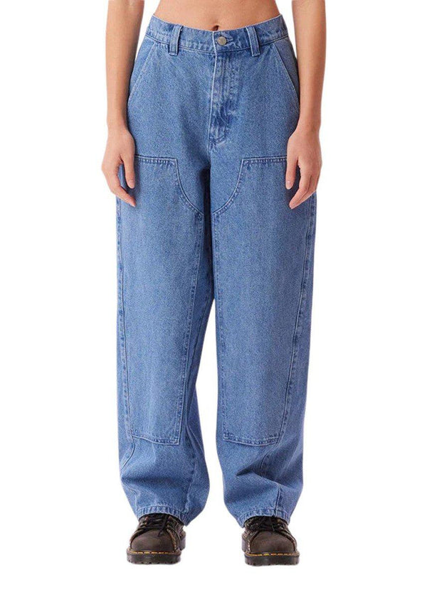 OBEY's LEAH BAGGY DENIM - Light Indigo. Køb jeans her.