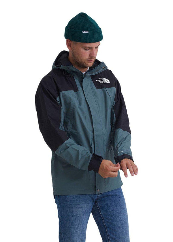 The North Faces M K2RM DRYVENT JACKET - Balsam Green. Køb overtøj her.