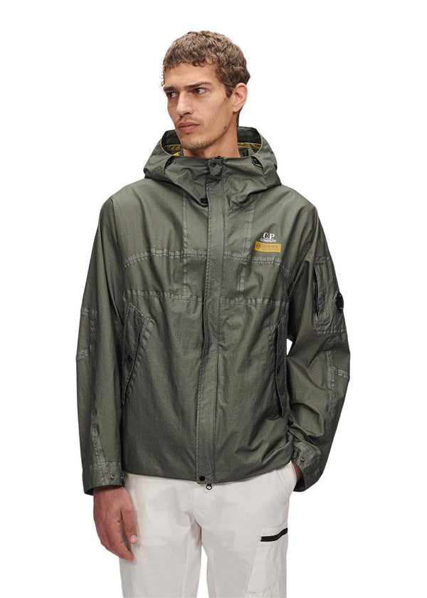 C.P. Companys Medium Jacket Goretex - Bronze Green. Køb overtøj her.