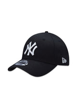 New Era New York Yankees - Black/White. Buy caps here.