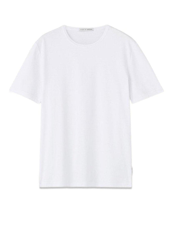 Tiger of Swedens OLAF - Pure White. Køb t-shirts her.