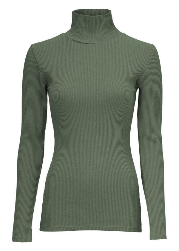 Modströms Orson rollneck - Sea Green. Køb toppe her.