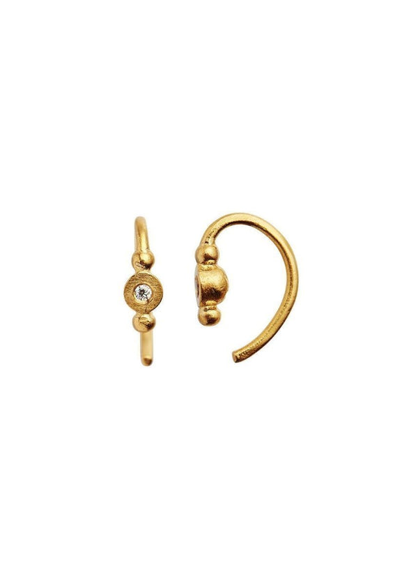 Stine A's Petit Bon-Bon White Zircon Ear - Gold. Køb øreringe her.