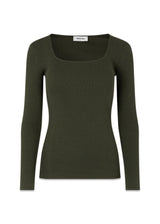 Modströms ToxieMD LS top - Deep Pine. Buy t-shirts here.