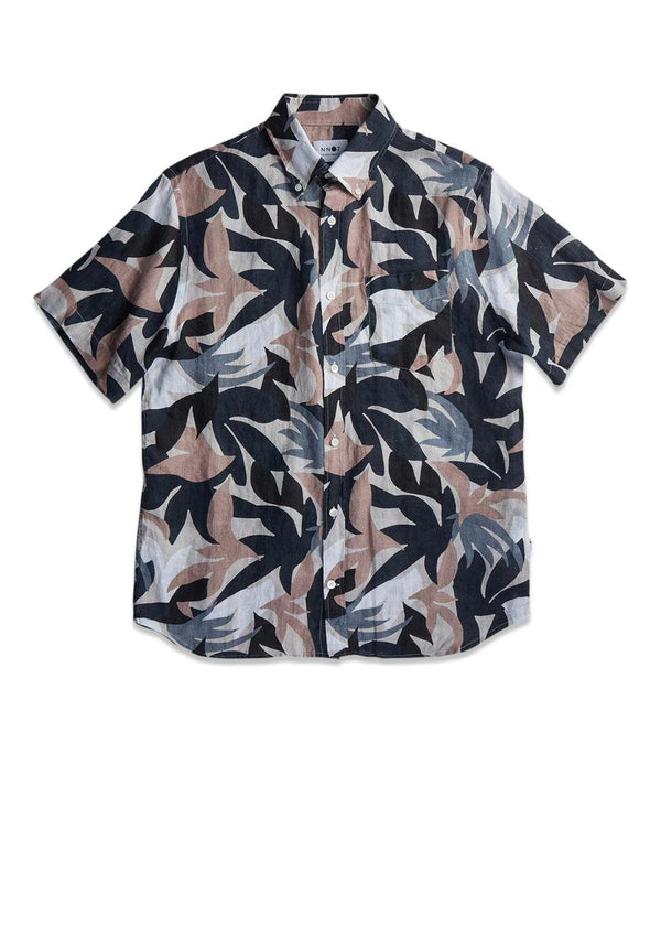 Nn. 07s Tyrion SS BD 5220 - Nougat Print. Køb shirts her.