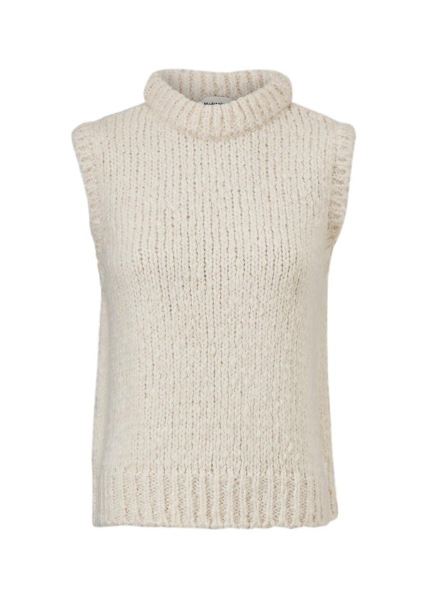 Modströms Valentia vest - Off White. Køb strik her.