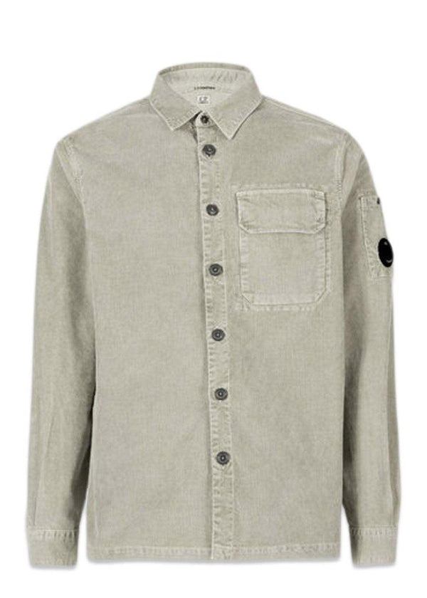 C.P. Companys overshirt - corduroy - Silver Mink. Køb shirts her.